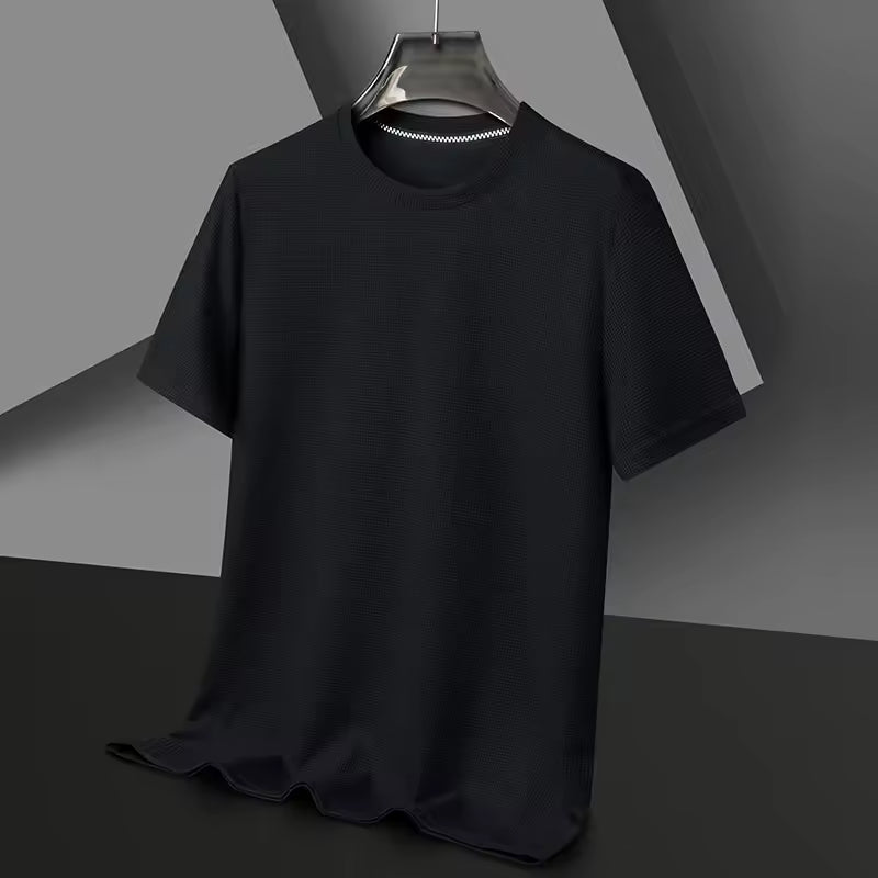 Men's Lightweight Breathable T-Shirt in Black